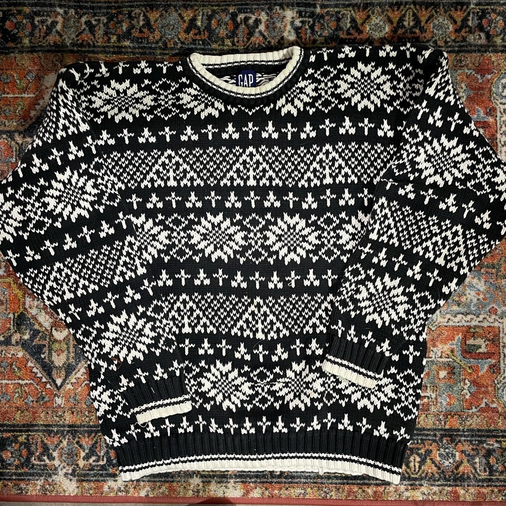 GAP Crewneck  Sweater Black and White fair isle Pattern 100% cotton